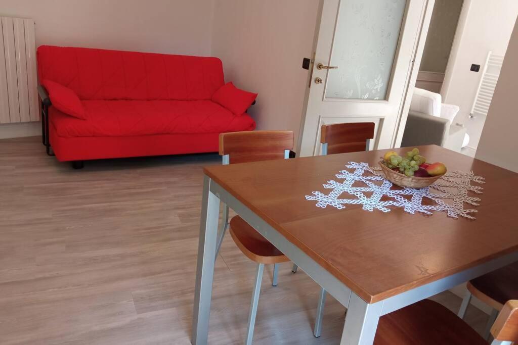 Entire Flat, Independent Entrance, 20 Mins To Bgy - Bergamo Milan Airport Apartment Nembro Exterior foto