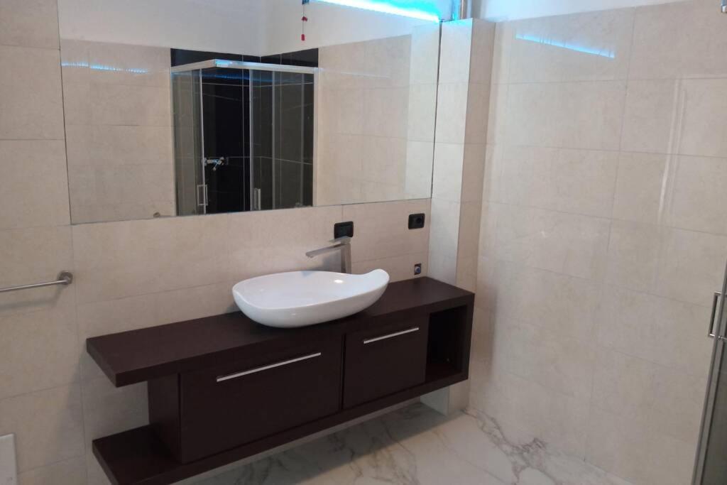 Entire Flat, Independent Entrance, 20 Mins To Bgy - Bergamo Milan Airport Apartment Nembro Exterior foto