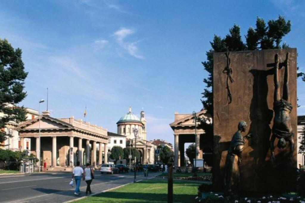 Entire Flat, Independent Entrance, 20 Mins To Bgy - Bergamo Milan Airport Apartment Nembro Exterior foto