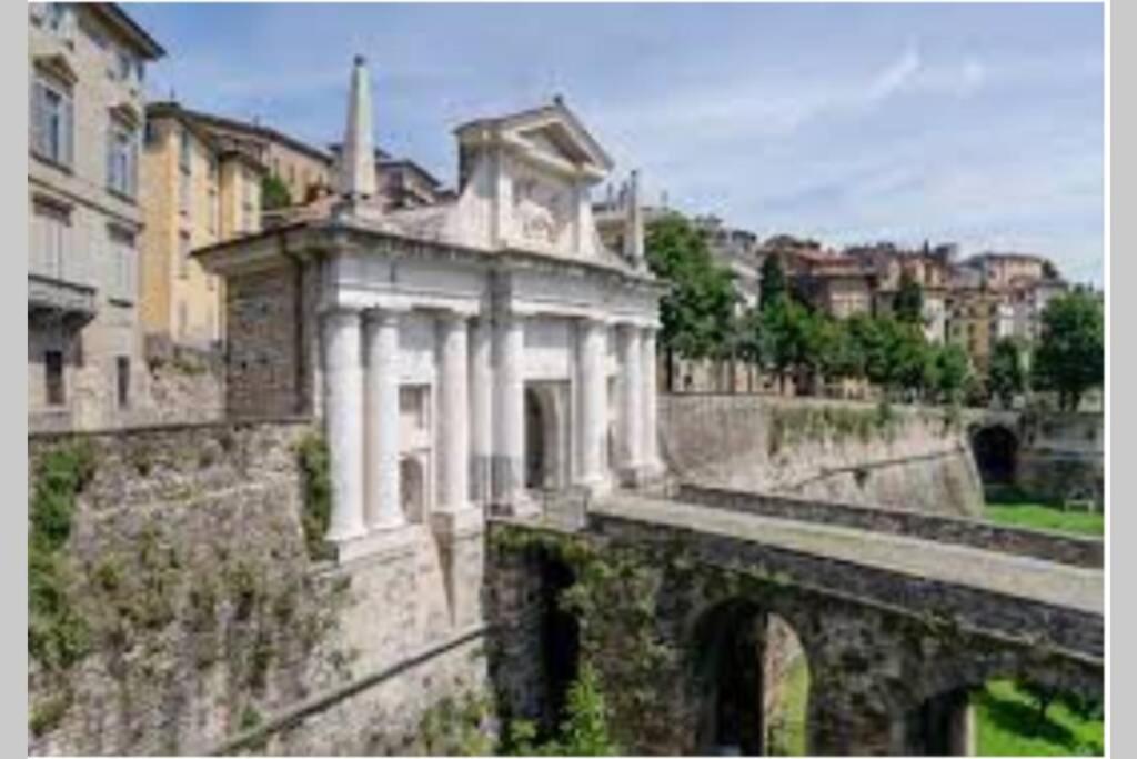 Entire Flat, Independent Entrance, 20 Mins To Bgy - Bergamo Milan Airport Apartment Nembro Exterior foto